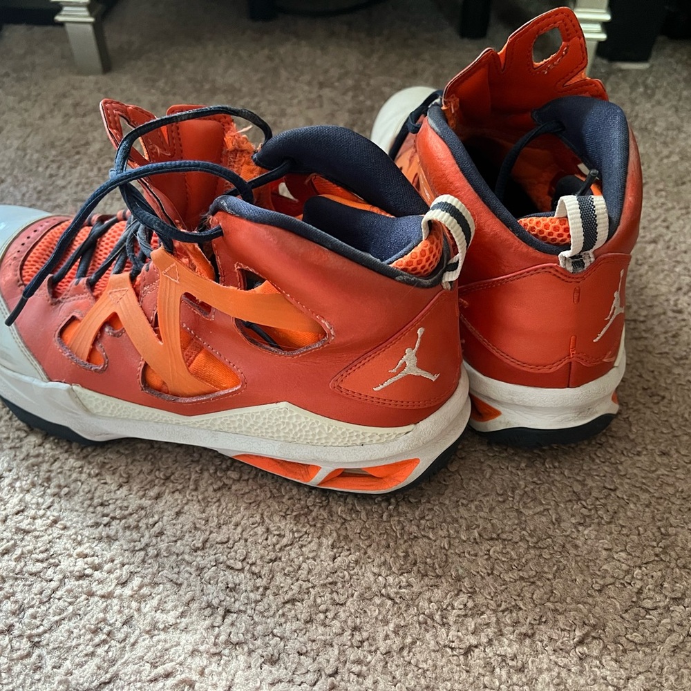 Jordan Melo M9 ‘Syracuse’ ORANGE / NAVY / WHITE PE — Men’s Size 10.5—